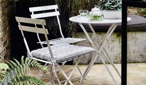 bàn ghế sắt cafe