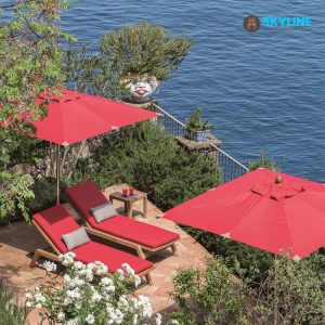 ghế tắm nắng màu đỏ