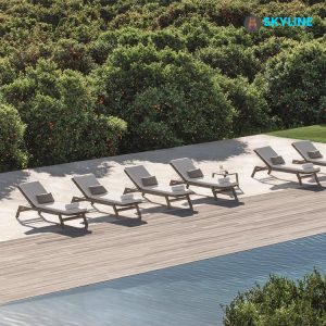 giường tắm nắng hồ bơi