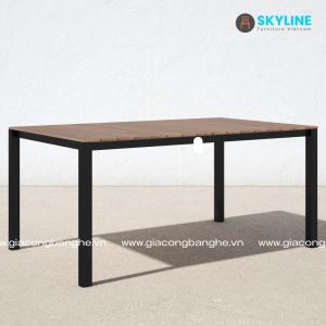bàn ăn mặt gỗ ngoài trời