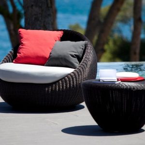 bàn ghế sân vườn