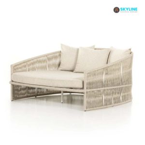 sofa ngoài trời màu kem